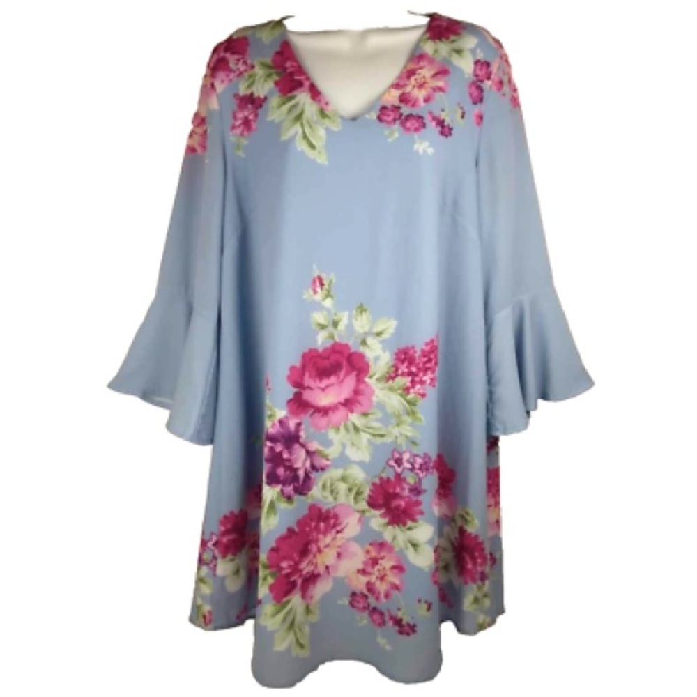 Umgee Light Blue Dress with Floral Accents Size Medium